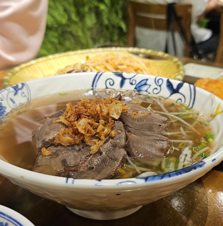  부산 동래 쌀국수 맛집 월남면반 |  베트남 현지 감성