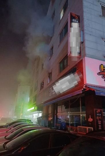   “두 달 된 아기부터 살리고… 엄마는 끝내 돌아오지 못했다”오산 화재의 비극, 생후 2개월 아기를 구한 엄마의 마지막 선택 