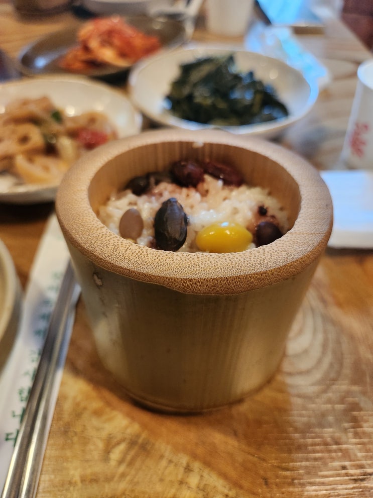  [강원 동해] 무릉계곡 앞 향토음식 한식당, 불고기전골과 죽통밥 맛집 추천 <굴뚝촌>