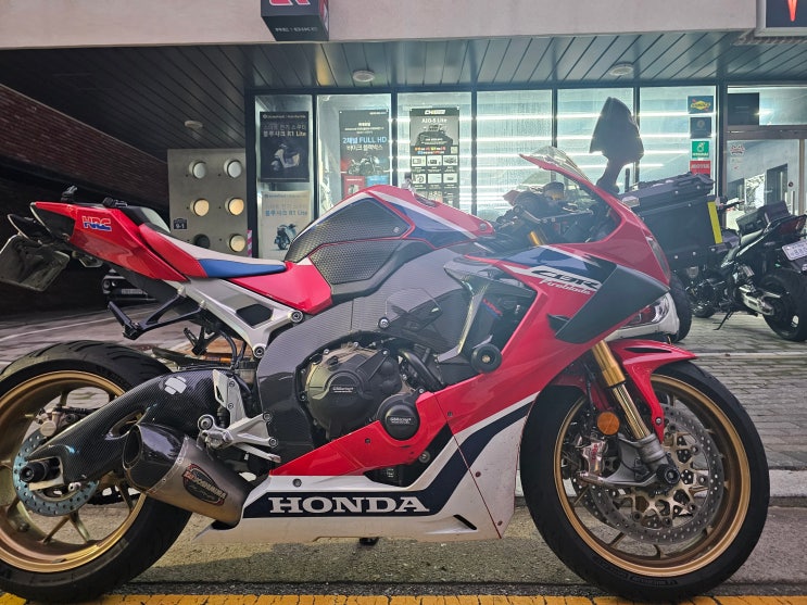  CBR1000RR SP 2017 - 대수술 예정...