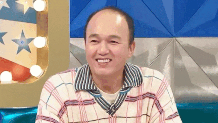 절친 <b>김완선</b>에게 직진 <b>플러팅</b>! <b>김광규</b> "전화번호 먼저 물어봤다... 