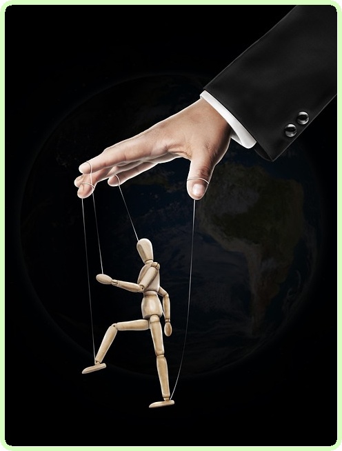<b>사법부</b>의 독립성을 위한 긴급한 목소리와 <b>비판</b>