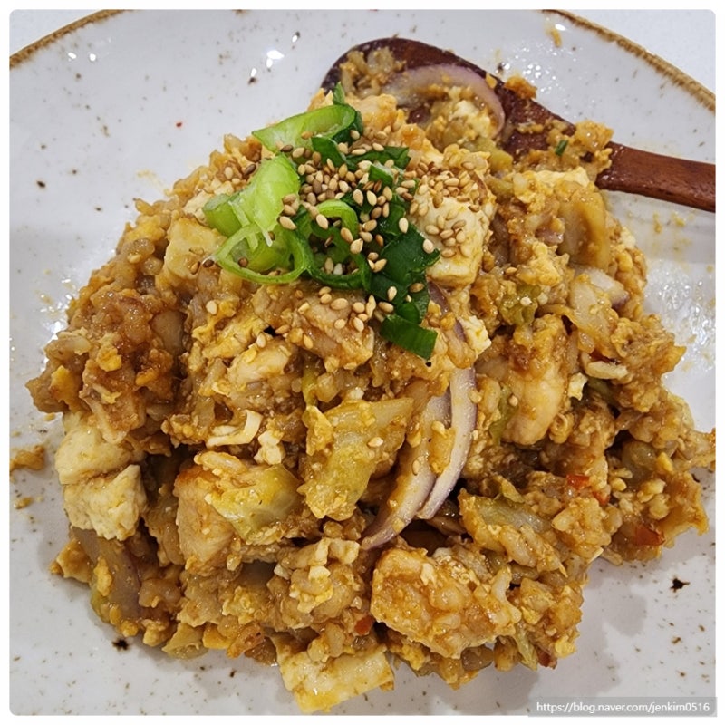 닭가슴살 양배추 볶음밥 레시피 | 다이어트에도 맛있게 단백질 든든한 한 끼