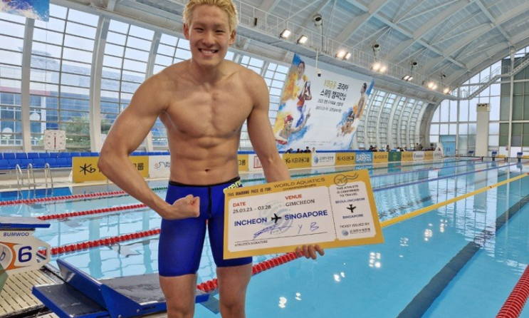 <b>김영범</b> 100m <b>자유형</b> 한국 <b>신기록</b> 경신! 수영계의 새로운 스타