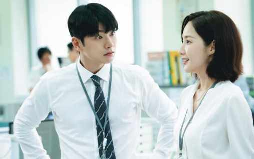 카톡 논란 이이경, 정인선과의 과거 연애까지 재조명? 인스타 총정리