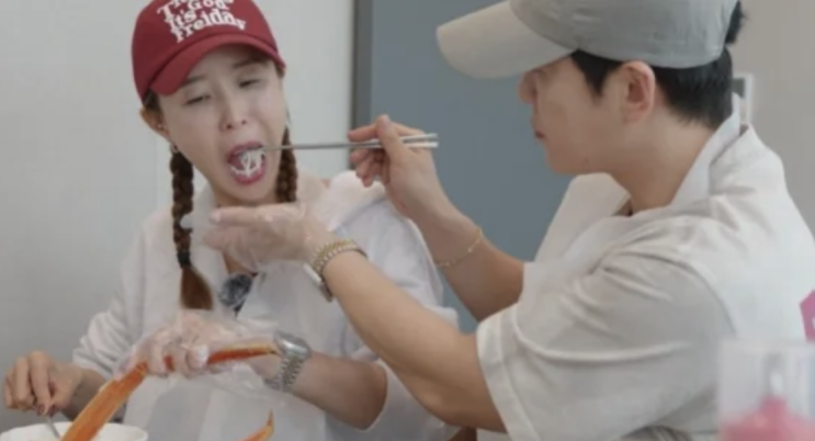 <b>신지</b><b>문원</b>, 포항 여행 다녀왔다..."우리를 부부로 봐주더라... 