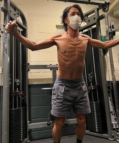 김C 모델 근황 나무위키 논란 3년 만의 파격 변신! 근육질 몸매에 모델 데뷔까지?