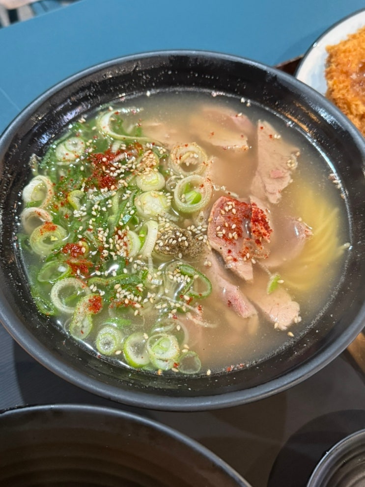  향동맛집 삶은고기국수 메리그라운드 향동점