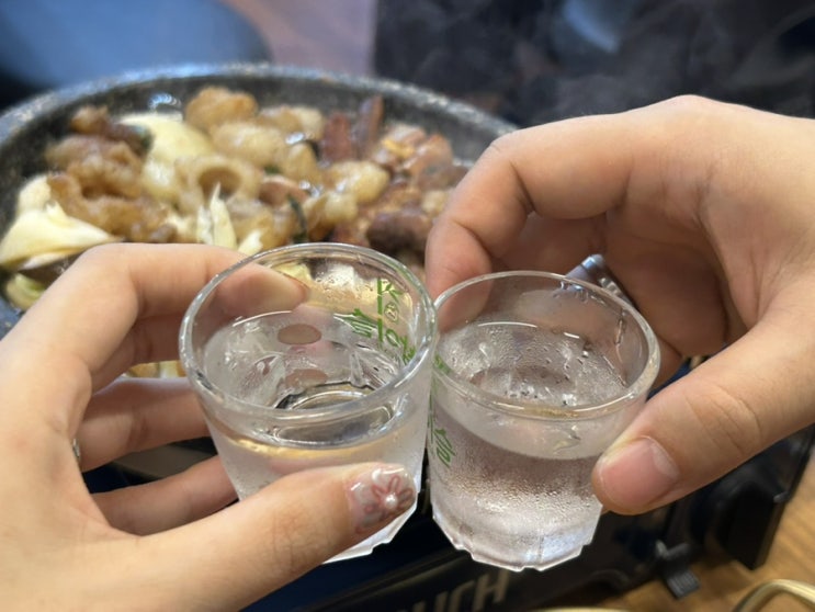  부평 곱창 맛집 곱창남 구워져 나와 바로 먹기