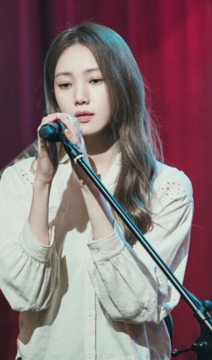 배우 이성경 나이 키 등 프로필 총정리 인스타 그램 "착한 사나이"