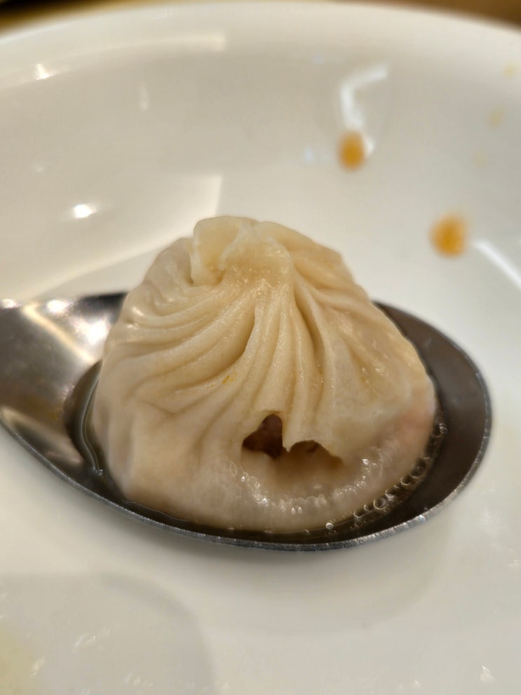 딘타이펑 영등포 타임스퀘어점 솔직후기 샤오롱바오 샘플러 탄탄면 (주차정보)