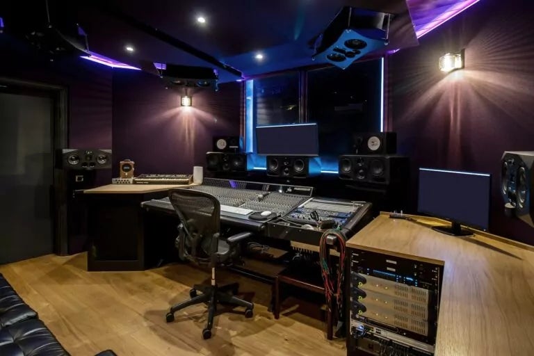 adam-audio-s3h-a77x-studio-monitors-the-crypt-studios-dolby-atmos-768x512.jpg?type=w800