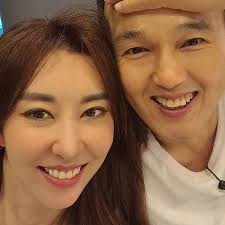 <b>김광규</b> <b>김완선</b> <b>핑크빛</b> 분위기 오빠한번가요? 라디오스타