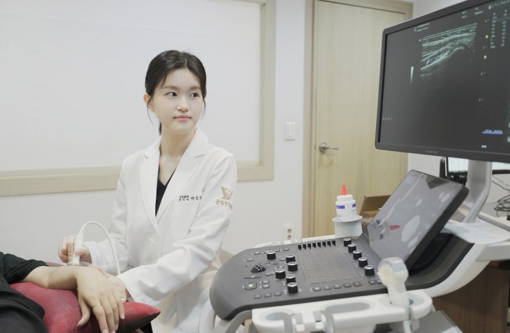  수원 테니스엘보 치료 한의원 영통역 병원