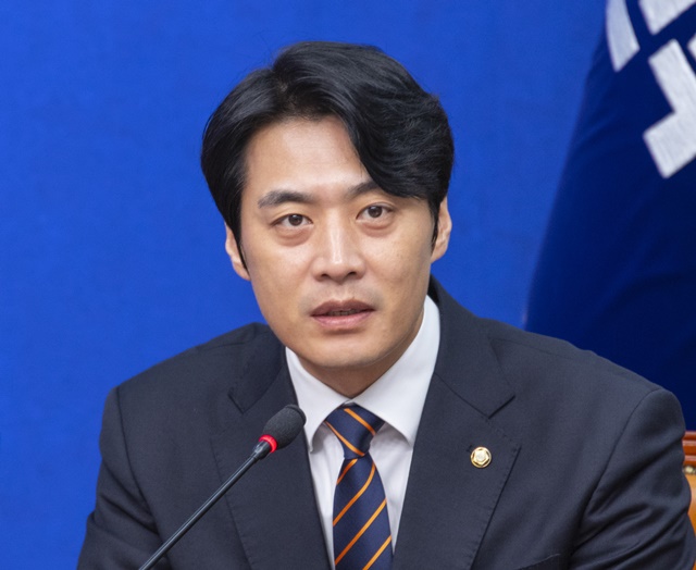한준호·박지원 의원, <b>이상경 국토</b>부 <b>차관</b> 발언 논란에 <b>사퇴</b> 촉구