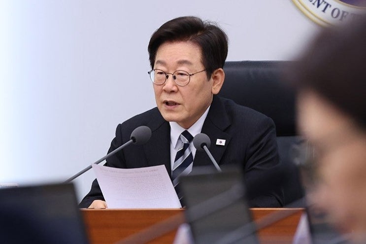 李대통령, 일부 <b>사정기관</b> ‘기강 문란’ 강력 비판