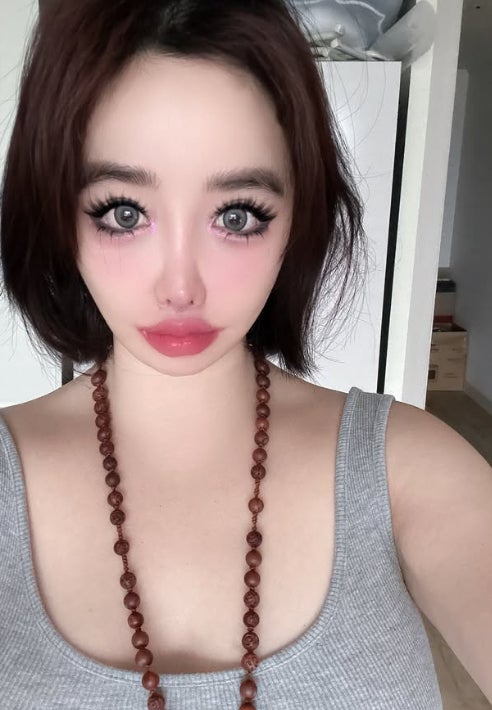 <b>박봄</b>, <b>건강 회복</b> 위해 '<b>치료</b> 전념'