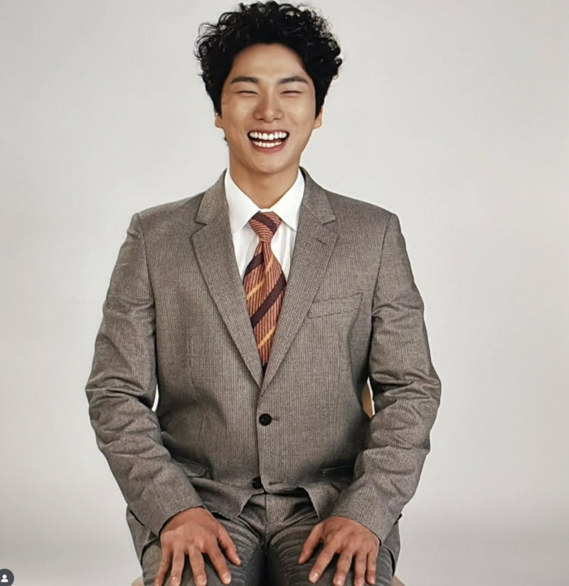이이경, 알고보면 재벌 2세?! 인간미까지 완벽한 배우의 모든 것 (feat. 핸썸가이즈)