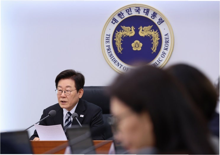 李대통령, <b>사정기관 기강 문란</b>에 칼 빼들다: 쿠팡 수사 외압... 