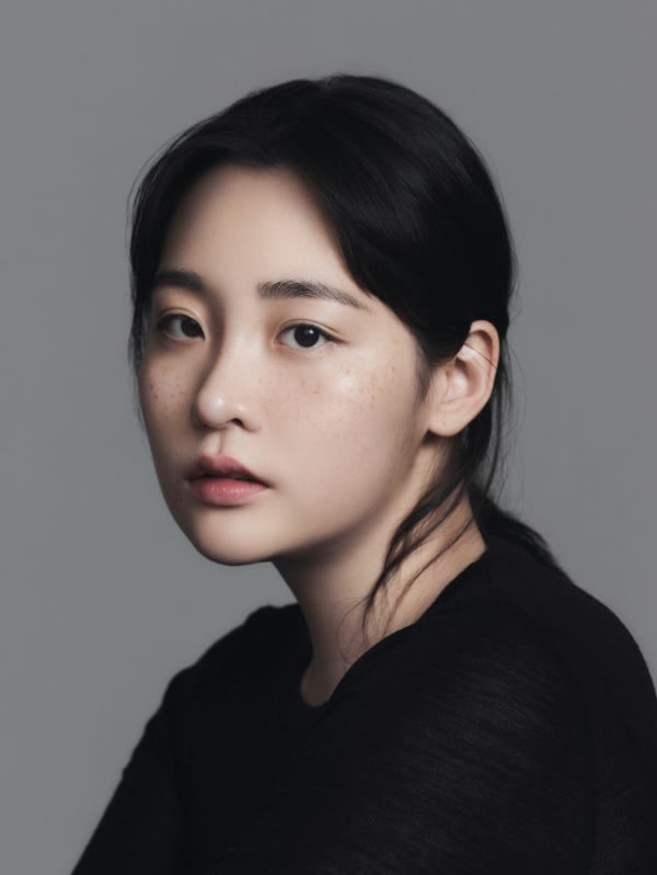 배우 김민하, ‘파친코’의 주인공에서 화장품 브랜드 세포랩의 얼굴로…순수 이미지, 자연 ....