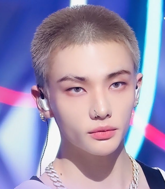 歌手Stray Kids ヒョンジン：年齢、身長などプロフィール総まとめ、インスタグラム