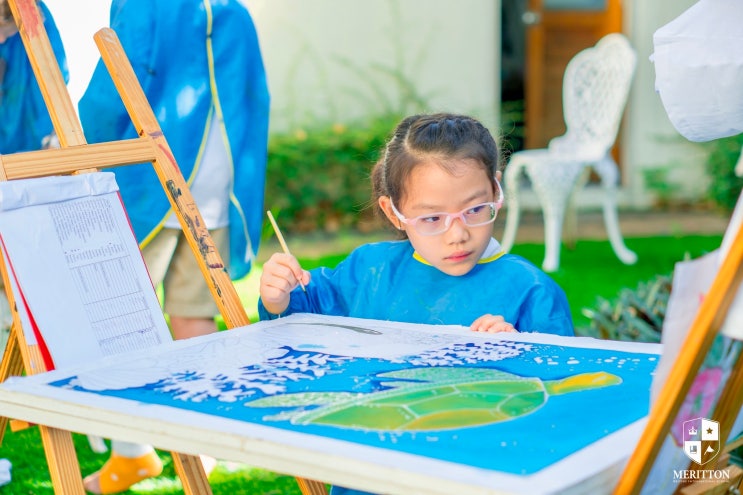  치앙마이 국제학교 추천, 메리튼 3학년의 특별한 아트 수업, 나만의 배틱 티셔츠 만들기