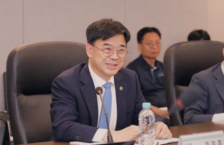 <b>이상경</b> 차관 프로필 <b>갭투자</b>... 부동산 발언 대국민 사과 <b>논란</b>