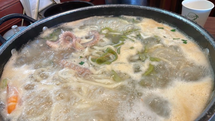  [안산 대부도] 주말여행, 시원한 바다와 함께 즐기는 따끈한 칼국수 맛집 <포도밭할머니칼국수 대부도본점>