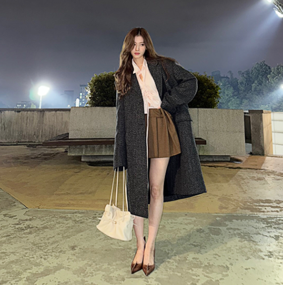  사나 FW 시즌 패션 2천원대 풀 착장 스타일링 어떤거?