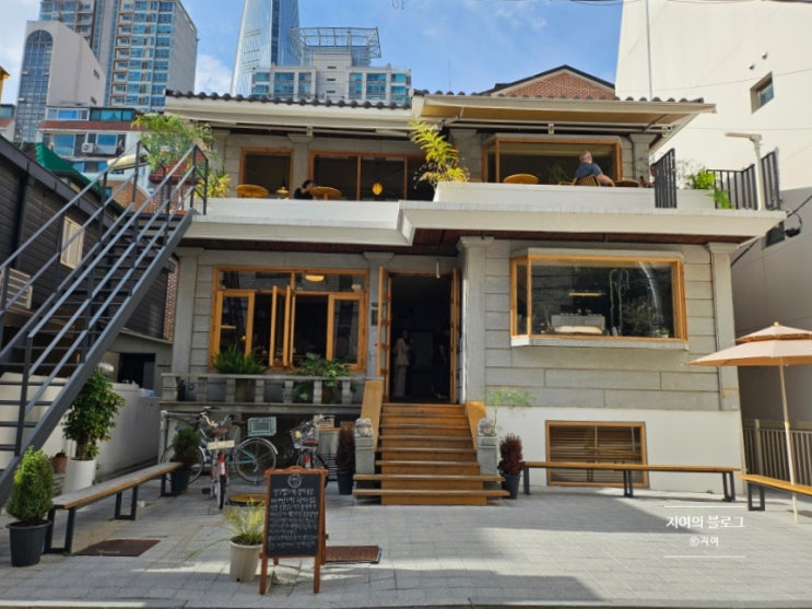  [송파] 진한크림이 맛있는 송리단길 맘모스샌드 맛집 카페 밀빛 내돈내산 후기
