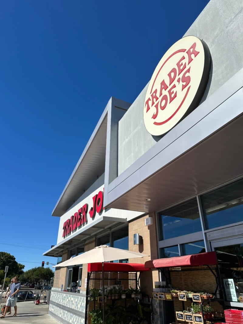 [미국 여행5] 트레이더조 Trader Joe's 추천 쇼핑리스트, 할로윈 한정 에코백(+홀푸드마켓 Whole Foo....