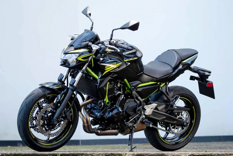 가와사키 오토바이 Z400 vs Z650 쿼터급 미들급 바이크 중에서 선택한다면?