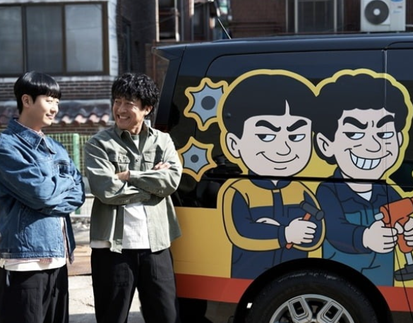 ‘모범택시3’ 주임즈 돌아왔다! 장혁진X배유람, 티키타카 폭발한 첫 스틸 공개