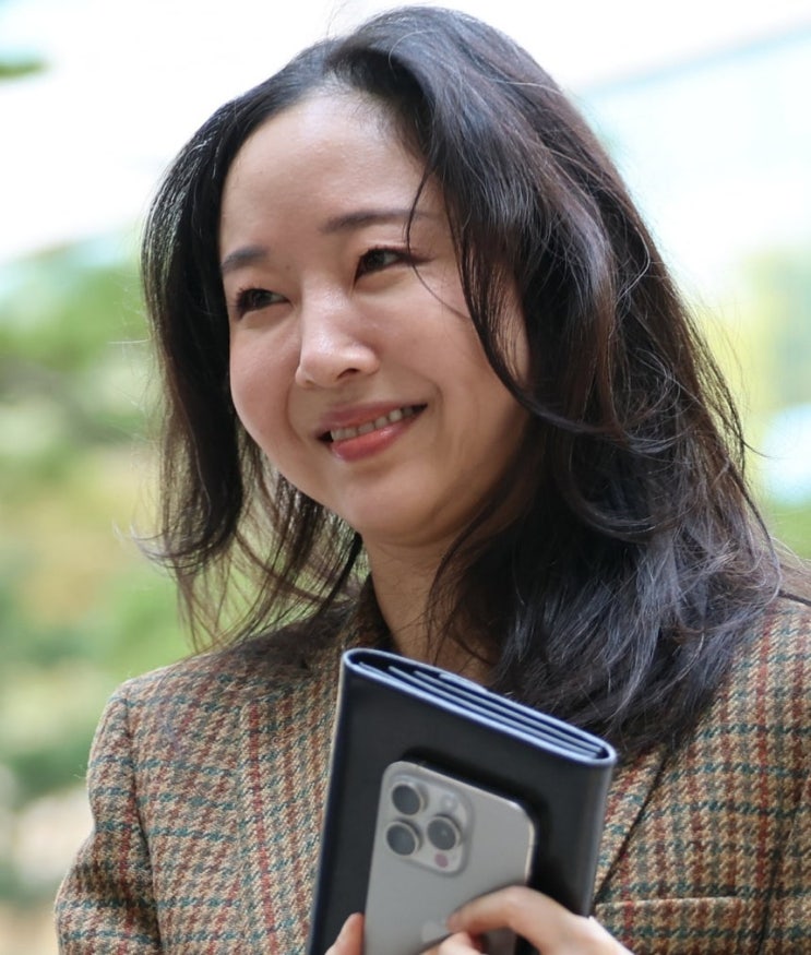 <b>민희진</b>, 어도어 떠난 뒤 새 기획사 ‘<b>오케이</b>’ <b>설립</b>… 뉴진스... 