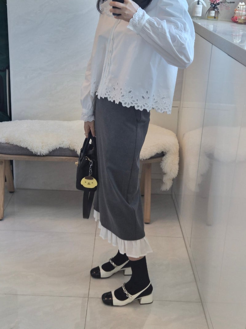 쥬시쥬디 프릴레이어 울스커트로 완성한 페미닌한 가을 데일리룩
