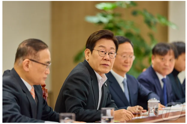 [기사 요약] 李대통령 "<b>수도권 집값</b> 시정 안 되면 日처럼... 