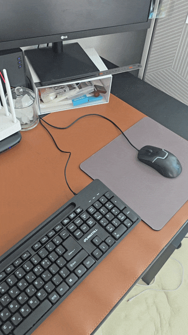 다이소 캠핑 테이블 매트 책상위에서 감성 매트로