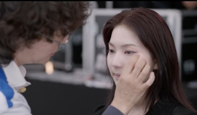  ‘저스트 메이크업’ 7·8화, “이건 그냥 예술이야”립스틱 하나로 감정 표현→K뷰티의 정수까지… 메이크업 서바이벌의 진짜 격을 보여줬다