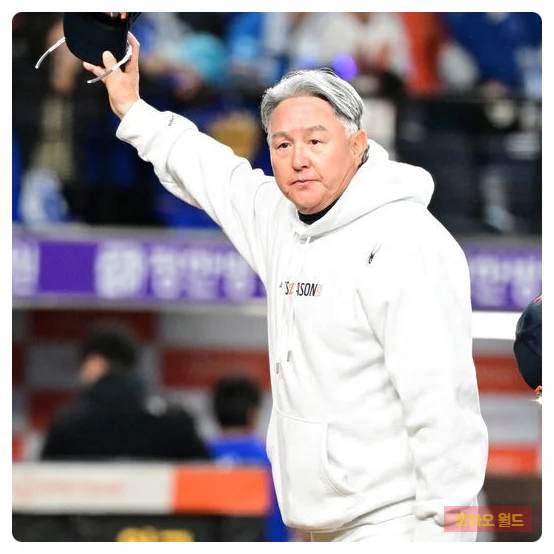 <b>김경문 감독</b>이 밝힌 진짜 속내 [한화 <b>한국시리즈</b> 전망]