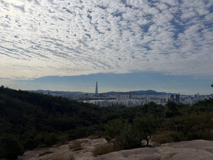  서울 근처 초보자도 즐길수 있는 아차산 인기코스 등산로 주차 소요시간 총정리