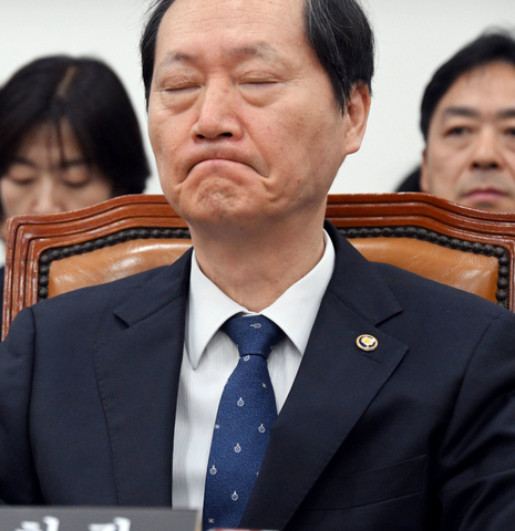 <b>이완규 전 법제처장</b> 국감에서 증인 <b>선서 거부</b>의 배경