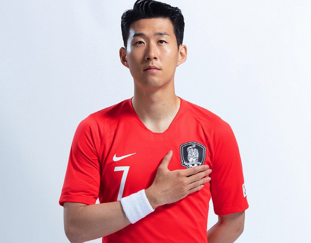 <b>손흥민 토트넘 복귀 약속</b> - 팬들에게 전하는 진심
