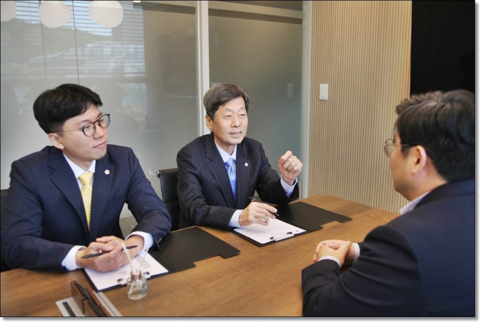 로톡 윤성호변호사 성공사례 모음집 관련 사진