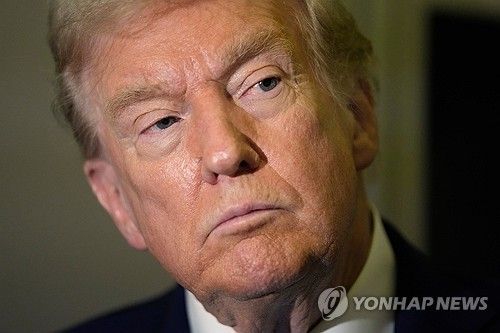 트럼프 <b>캐나다 관세</b> 10% 추가 부과 | 온타리오주 레이건 <b>광고</b>가... 