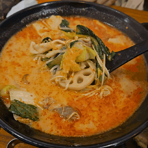  한우사골육수로 만들어 속이 편한 해운대 마라탕 맛집 백미가 마라탕