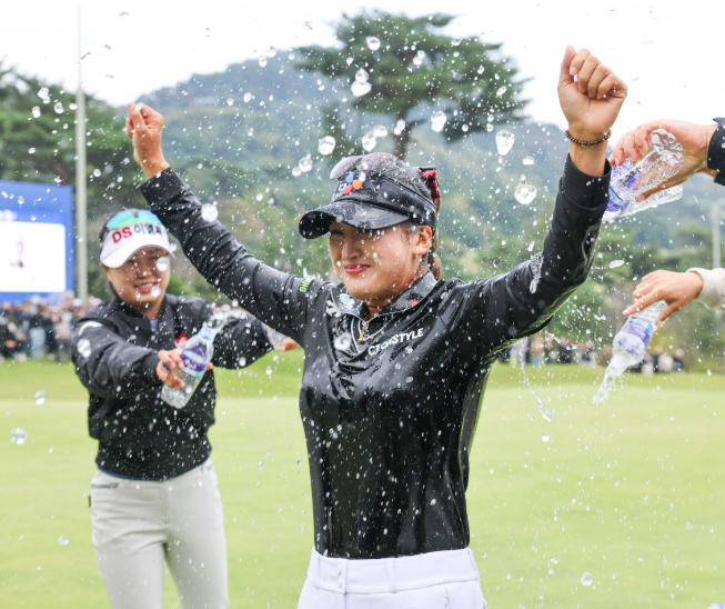<b>리슈잉</b>, <b>KLPGA</b> ‘광남일보·해피니스 오픈’ 초대 챔피언!