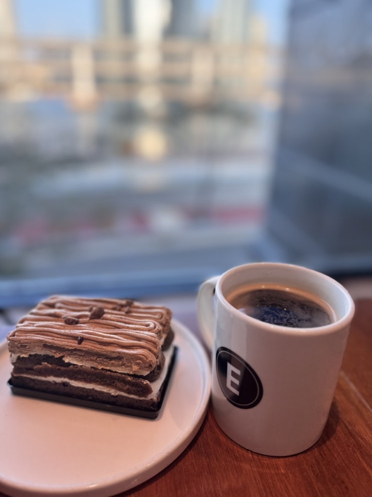  부산 광안대교가 보이는 경치 좋은 카페, E-coffee 부산 민락동 카페