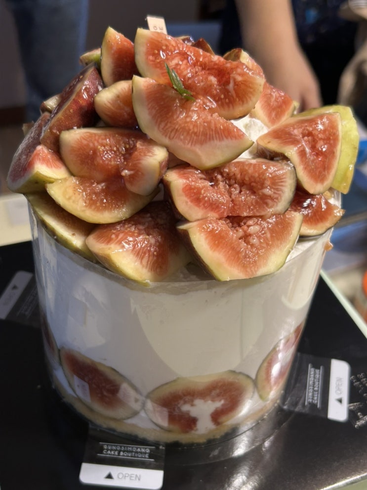  대전 성심당 본점 무화과시루 케이크 웨이팅 가격 내돈내산 후기