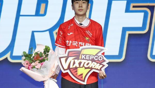 V리그 신인 드래프트 <b>방강호</b>의 잭팟과 권영민 감독의 기대