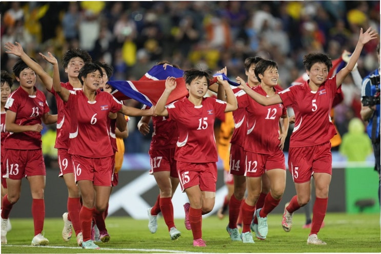 여자 축구, 비즈니스석 요구와 <b>U-17 월드컵 탈락</b>… 한국 여자... 
